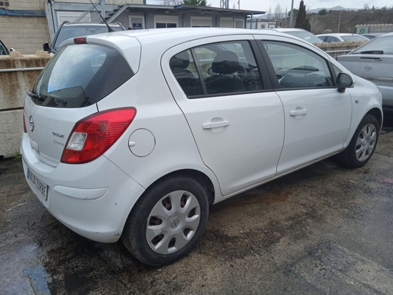opel corsa d (s07) del año 2013