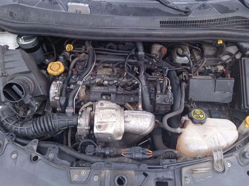 opel corsa d (s07) del año 2013