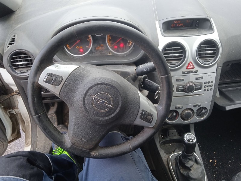 opel corsa d (s07) del año 2013