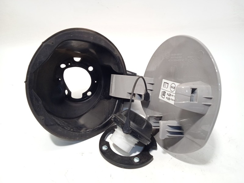 Recambio de tapa exterior combustible para hyundai ioniq (ae) 1.6 gdi hybrid referencia OEM IAM 69513G2000 69510G2000 