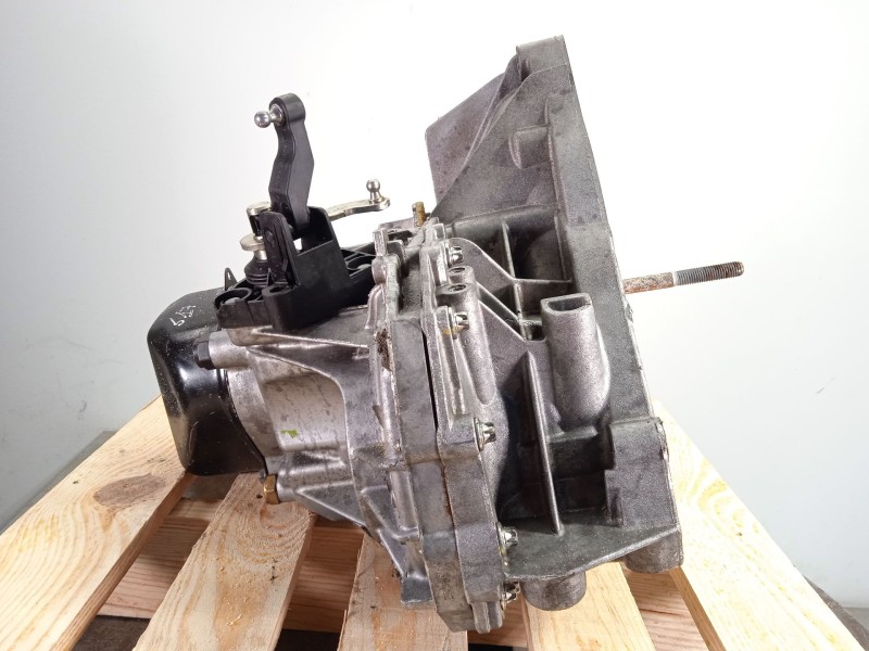 Recambio de caja cambios para renault clio iv (bh_) 1.5 dci 90 referencia OEM IAM JR5379 320100118R 