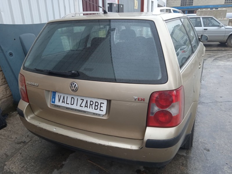 volkswagen passat b5.5 variant (3b6) del año 2001