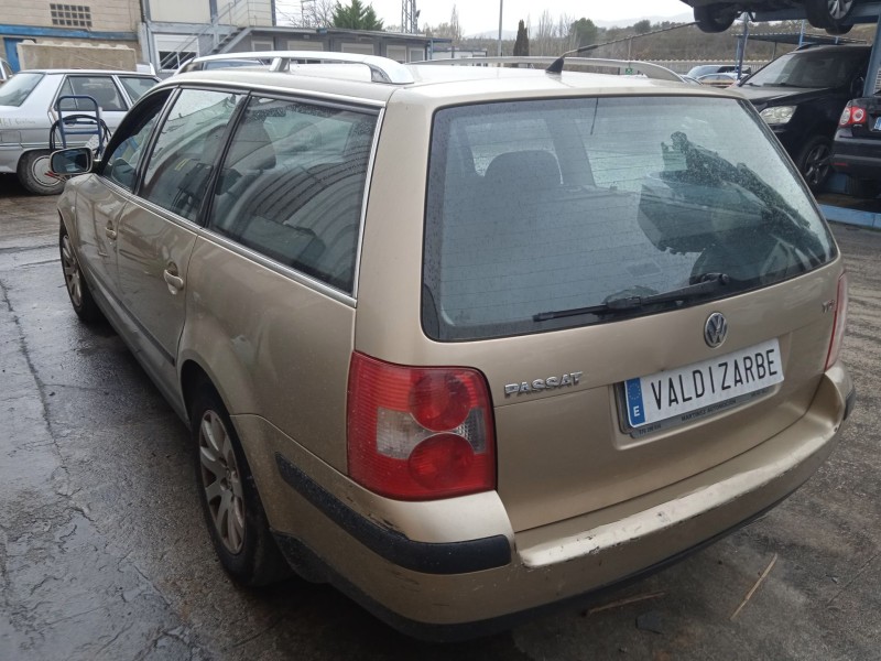 volkswagen passat b5.5 variant (3b6) del año 2001