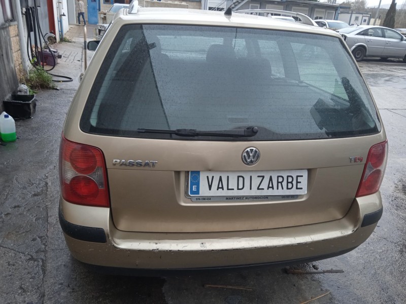 volkswagen passat b5.5 variant (3b6) del año 2001