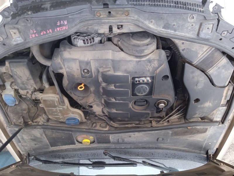 volkswagen passat b5.5 variant (3b6) del año 2001