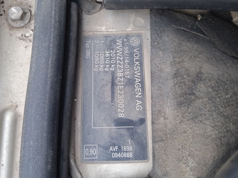 volkswagen passat b5.5 variant (3b6) del año 2001