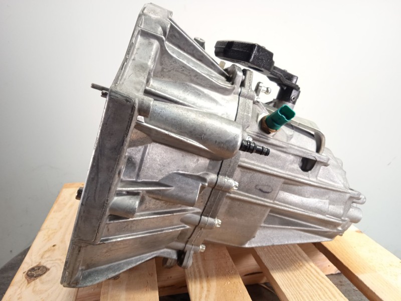 Recambio de caja cambios para renault megane iv sedán 1.5 dci 110 referencia OEM IAM TL4086 320107447R 