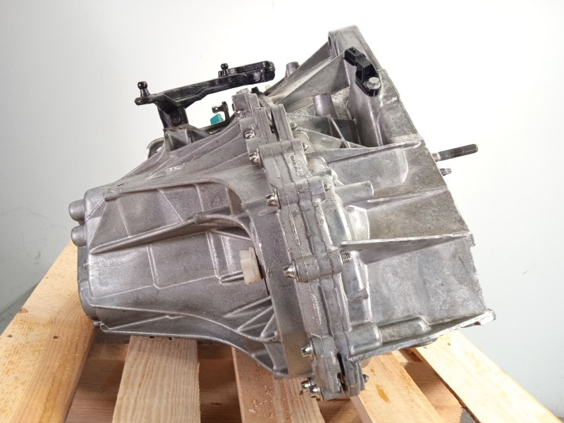 Recambio de caja cambios para renault megane iv sedán 1.5 dci 110 referencia OEM IAM TL4086 320107447R 