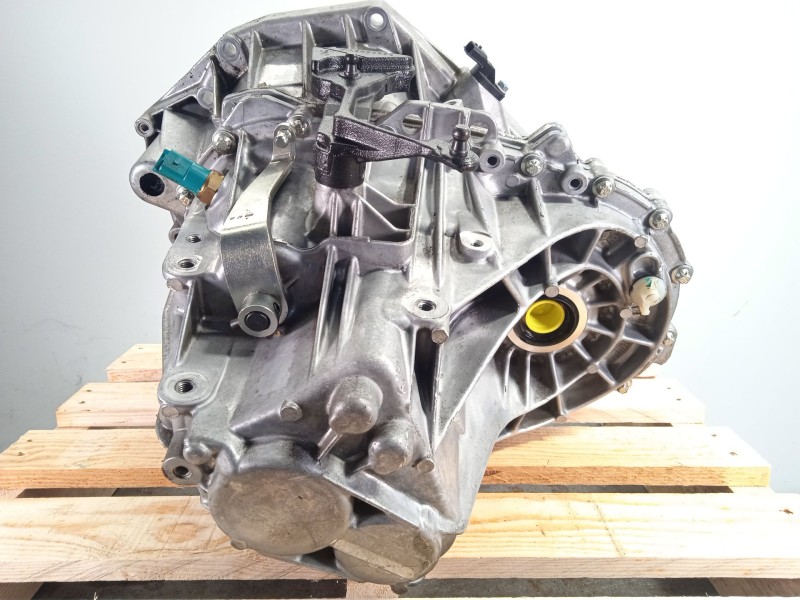 Recambio de caja cambios para renault megane iv sedán 1.5 dci 110 referencia OEM IAM TL4086 320107447R 