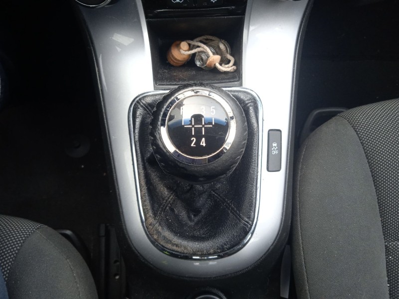 chevrolet cruze hatchback (j305) del año 2013