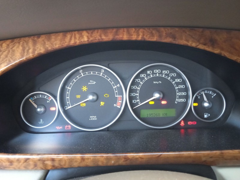 jaguar x-type i (x400) del año 2006