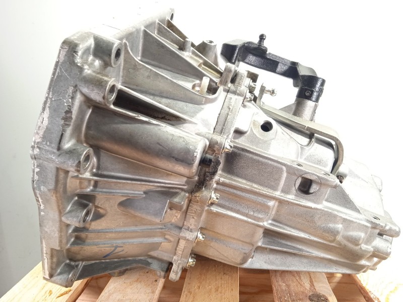 Recambio de caja cambios para dacia duster (hs_) 1.5 dci (hsaj) referencia OEM IAM TL8008 320109037R 320100434R