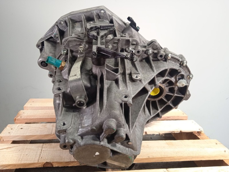 Recambio de caja cambios para renault megane iv sedán 1.5 dci 110 referencia OEM IAM TL4086 320107447R 