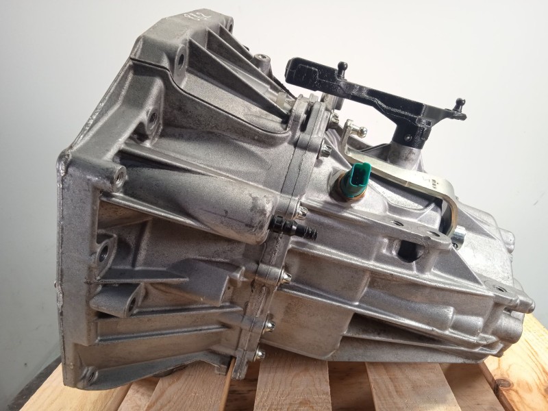 Recambio de caja cambios para renault megane iv sedán 1.5 dci 110 referencia OEM IAM TL4086 320107447R 
