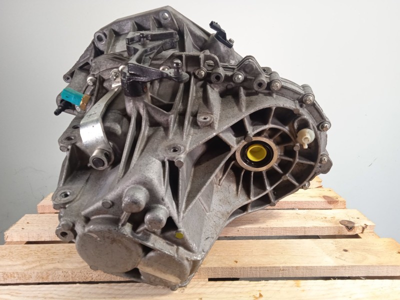 Recambio de caja cambios para renault megane iv sedán 1.5 dci 110 referencia OEM IAM TL4086 320107447R 
