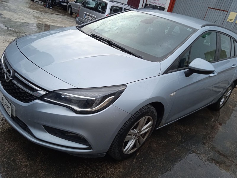 opel astra k sports tourer (b16) del año 2017