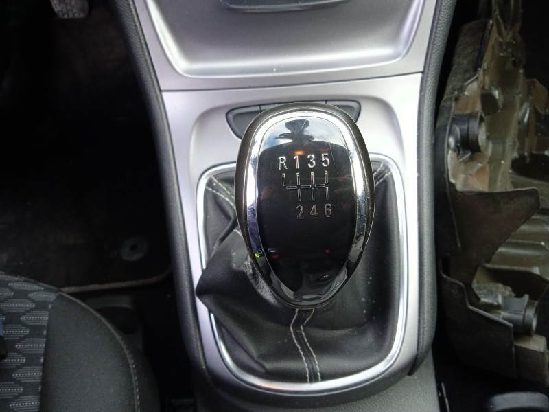 opel astra k sports tourer (b16) del año 2017