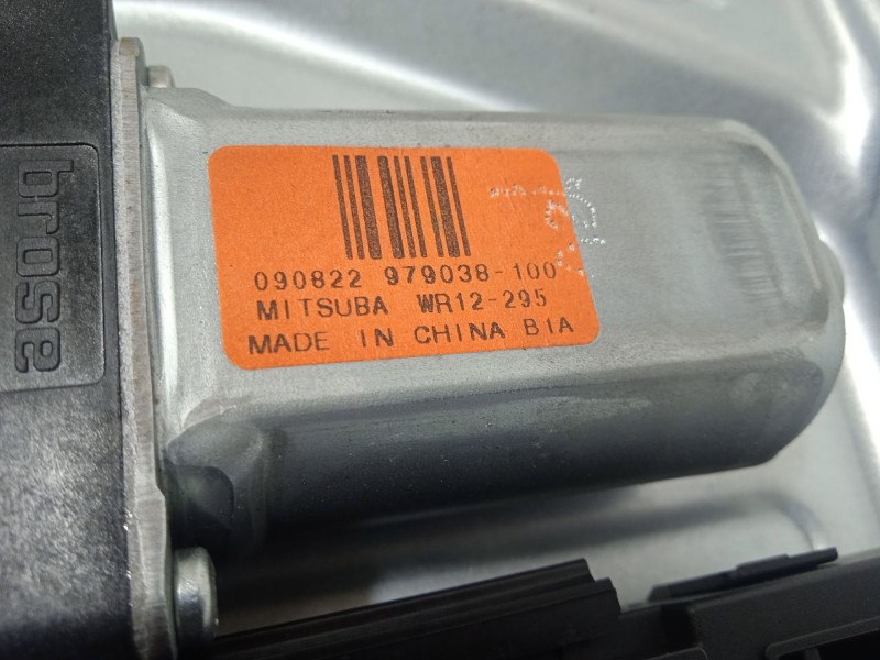 Recambio de elevalunas delantero derecho para volvo v50 (545) 2.0 d referencia OEM IAM 30753144  