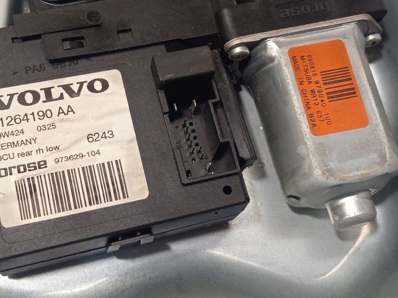 Recambio de elevalunas trasero derecho para volvo v50 (545) 2.0 d referencia OEM IAM 8679083  