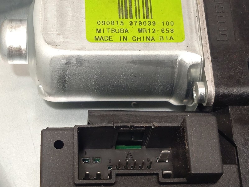 Recambio de elevalunas trasero izquierdo para volvo v50 (545) 2.0 d referencia OEM IAM 8679082  