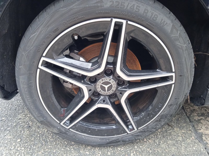 mercedes-benz clase a (w177) del año 2023