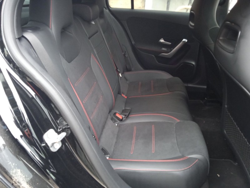 mercedes-benz clase a (w177) del año 2023