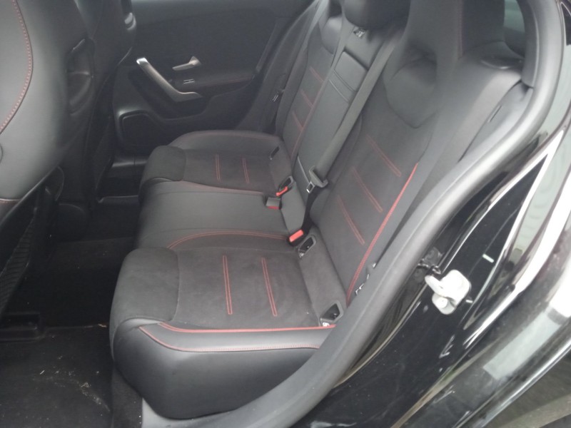 mercedes-benz clase a (w177) del año 2023