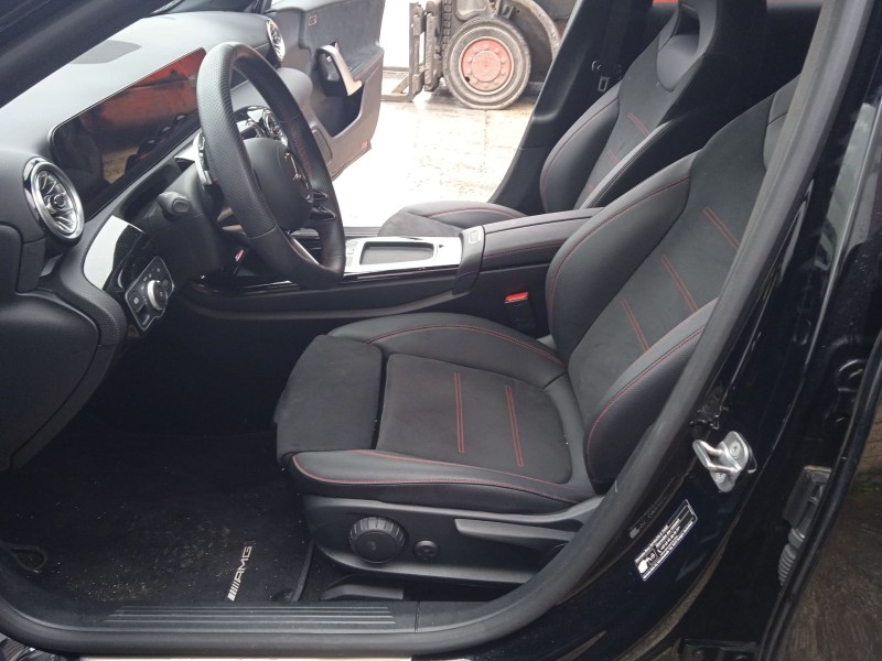 mercedes-benz clase a (w177) del año 2023