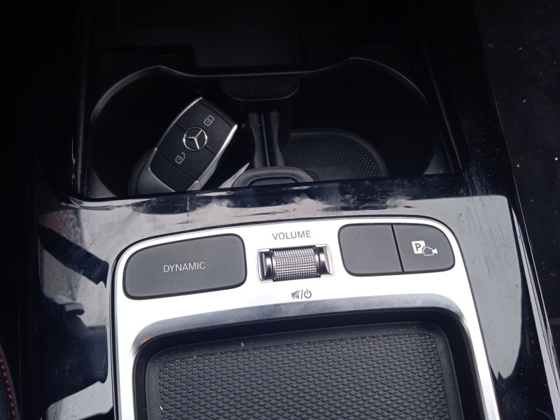 mercedes-benz clase a (w177) del año 2023