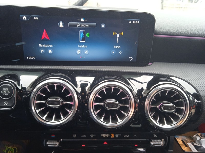 mercedes-benz clase a (w177) del año 2023