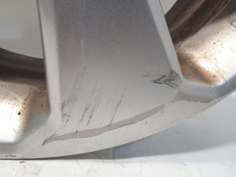 Recambio de llanta para opel mokka / mokka x (j13) 1.6 cdti (_76) referencia OEM IAM 95396384  