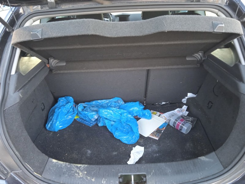 opel astra h gtc (a04) del año 2010