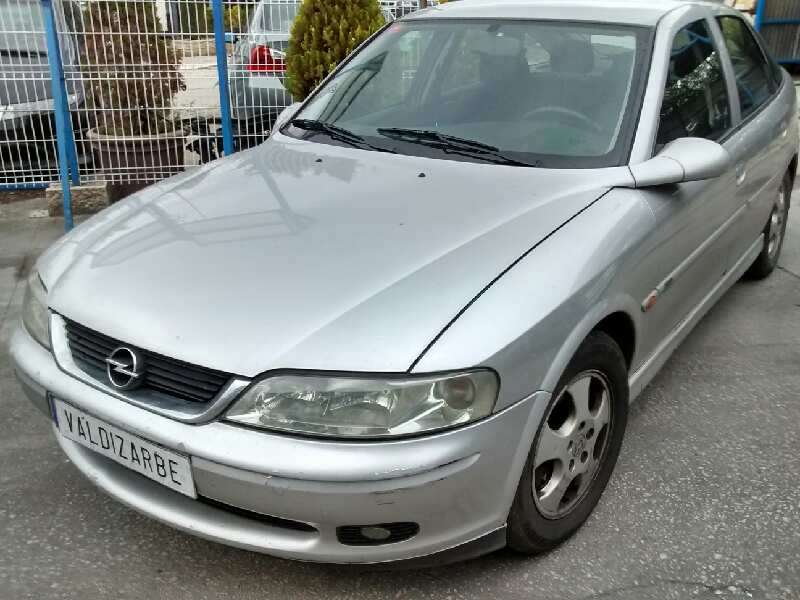 OPEL VECTRA B BERLINA