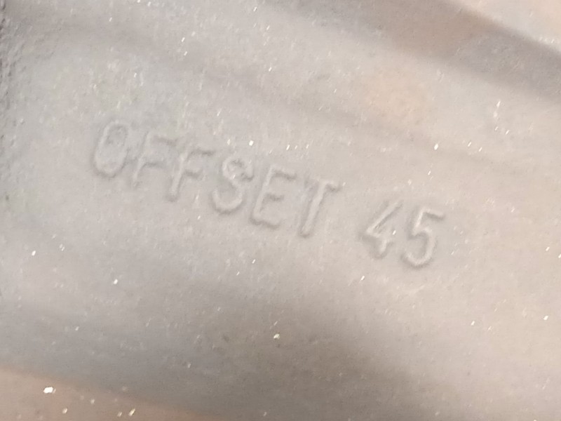 Recambio de llanta para hyundai tucson (tl, tle) 1.6 gdi referencia OEM IAM 52910D7120  