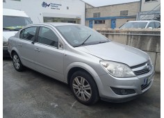 opel astra h sedán (a04) del año 2011