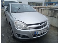 opel astra h sedán (a04) del año 2011 2