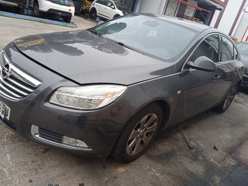 opel insignia a (g09) del año 2011