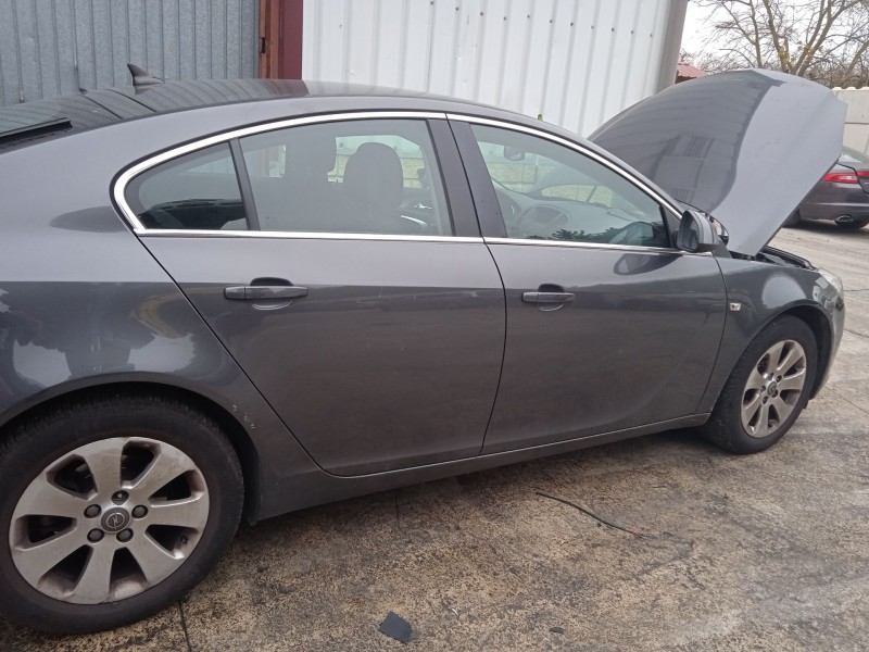 opel insignia a (g09) del año 2011