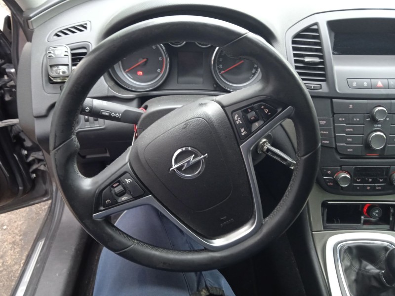 opel insignia a (g09) del año 2011