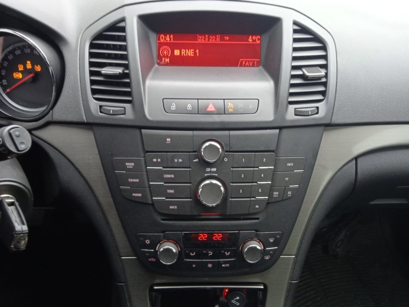 opel insignia a (g09) del año 2011