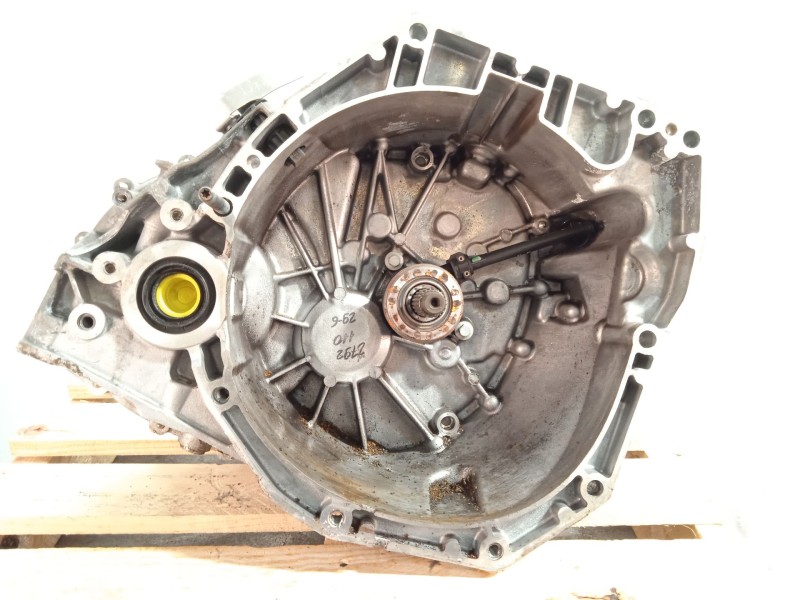Recambio de caja cambios para renault austral tce 130 referencia OEM IAM TL4389 320101607R 