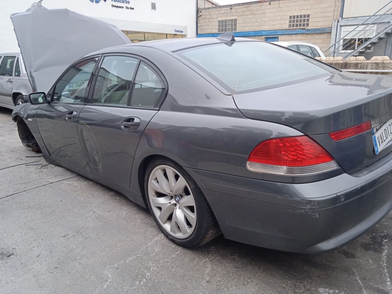 bmw 7 (e65, e66, e67) del año 2004