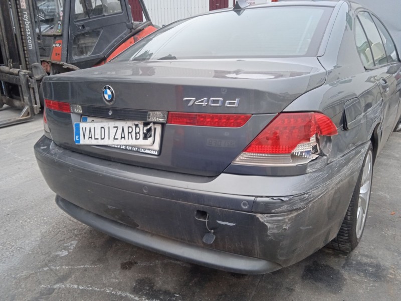 bmw 7 (e65, e66, e67) del año 2004