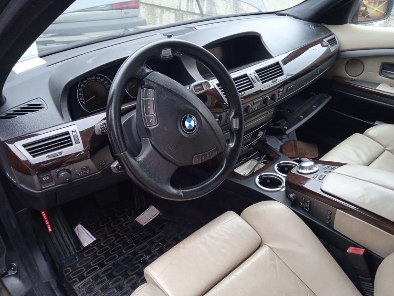 bmw 7 (e65, e66, e67) del año 2004