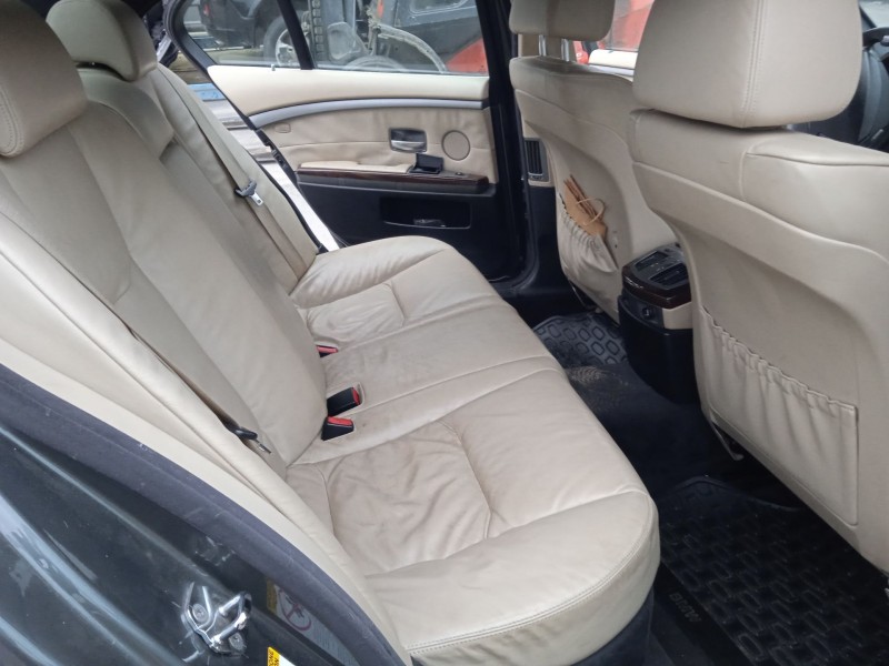 bmw 7 (e65, e66, e67) del año 2004