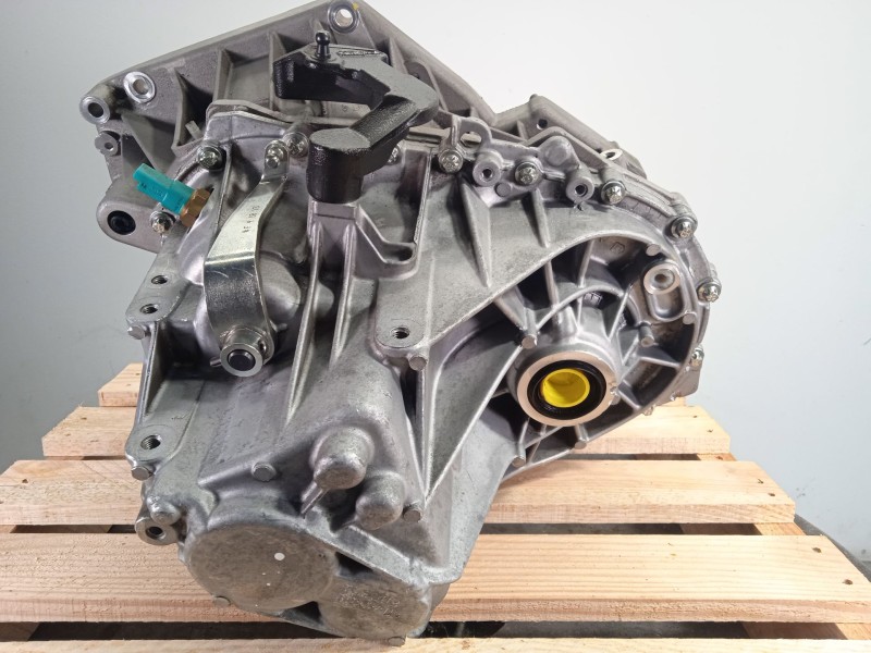 Recambio de caja cambios para dacia duster (hm_) 2.0 16v 4x4 referencia OEM IAM TL8003 8201280175 320108166R