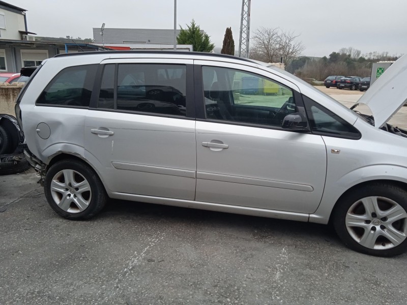 opel zafira / zafira family b (a05) del año 2011