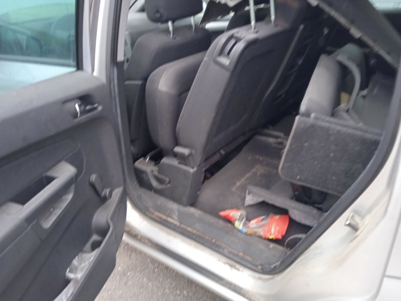 opel zafira / zafira family b (a05) del año 2011