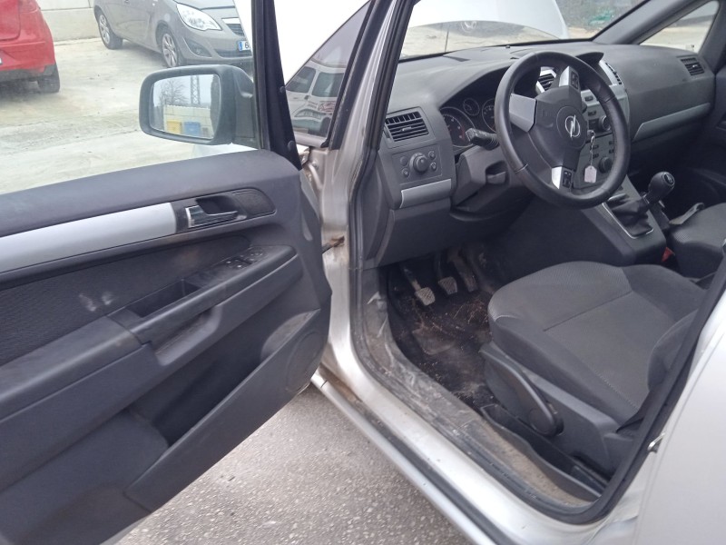 opel zafira / zafira family b (a05) del año 2011