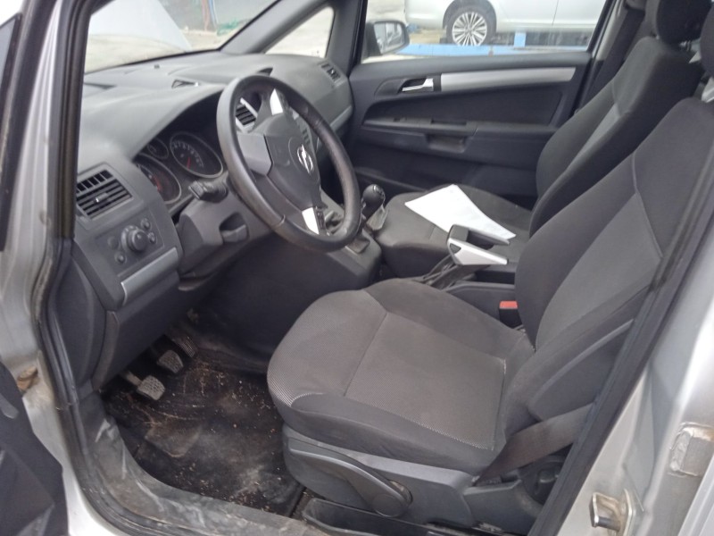 opel zafira / zafira family b (a05) del año 2011